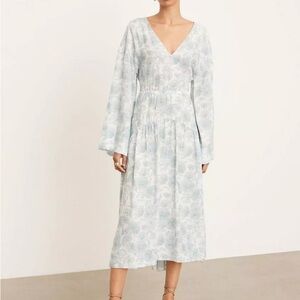 Chic Pastel Blue Long Sleeve Dress